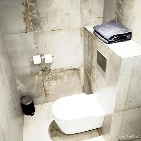 K&r Noblessner Sea Self Check-in