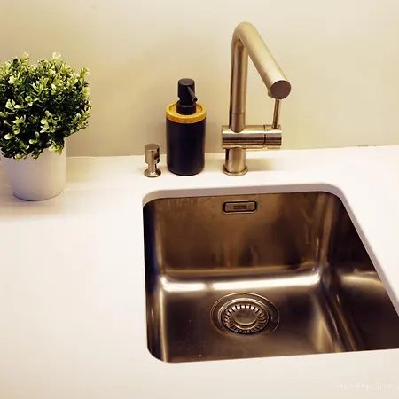 K&r Noblessner Sea Self Check-in * Talin